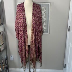 Reversible shawl/ kimono style magenta and gold paisley print